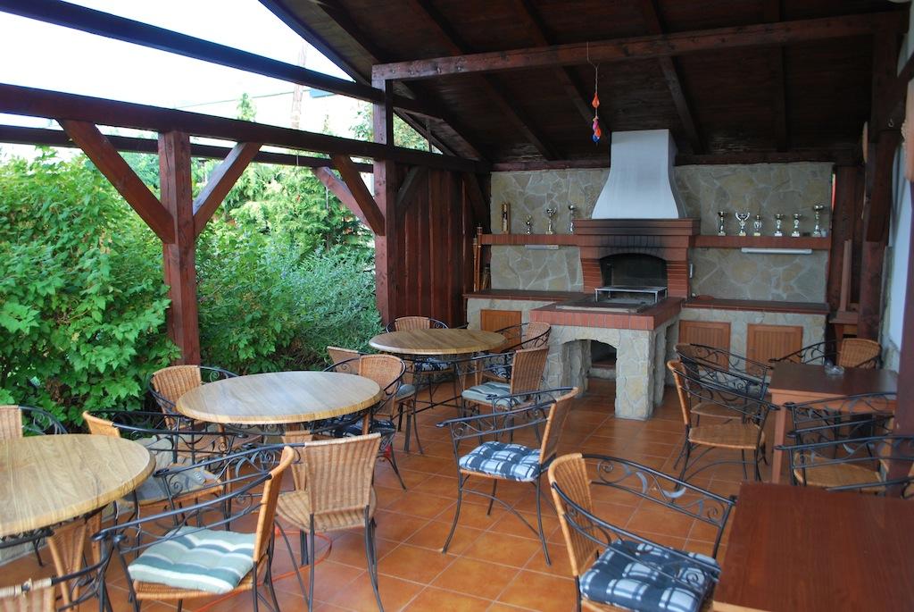 vegan-restaurant-13b